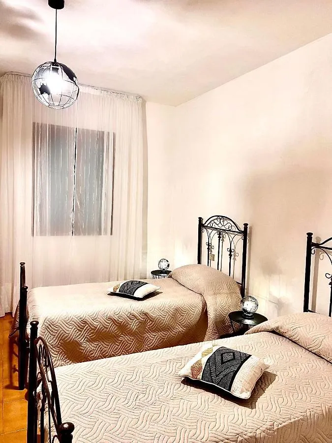 Villa Mariaurelia Sanalvo 0*,